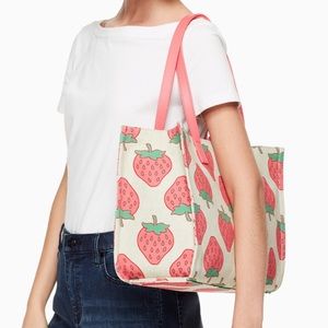 Picnic Perfect Mega Sam Tote